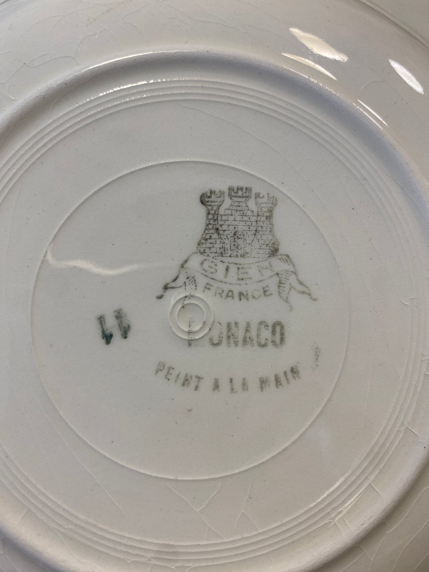 Plates soup bowl
