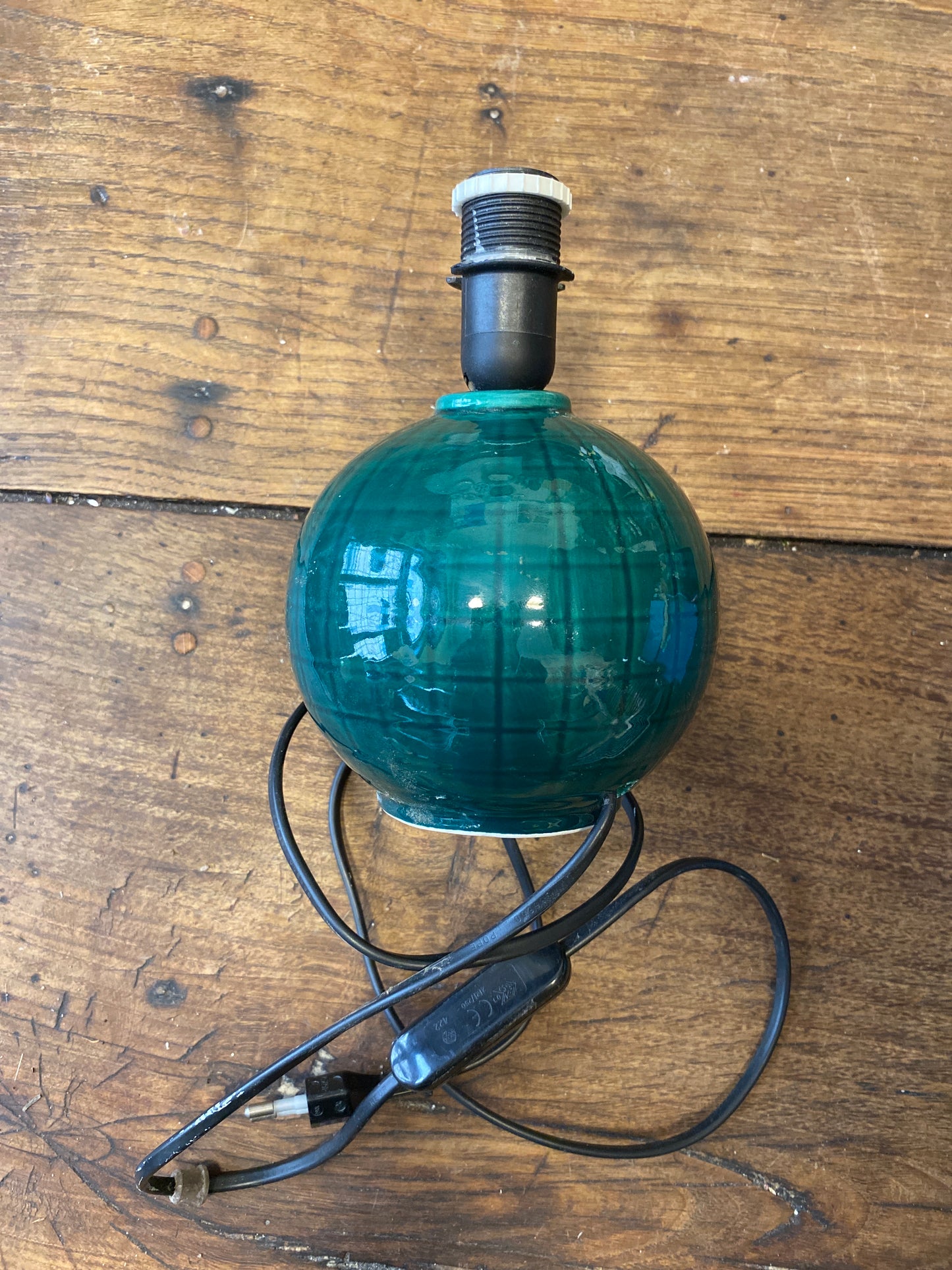 Vintage Green Globe Table Lamp