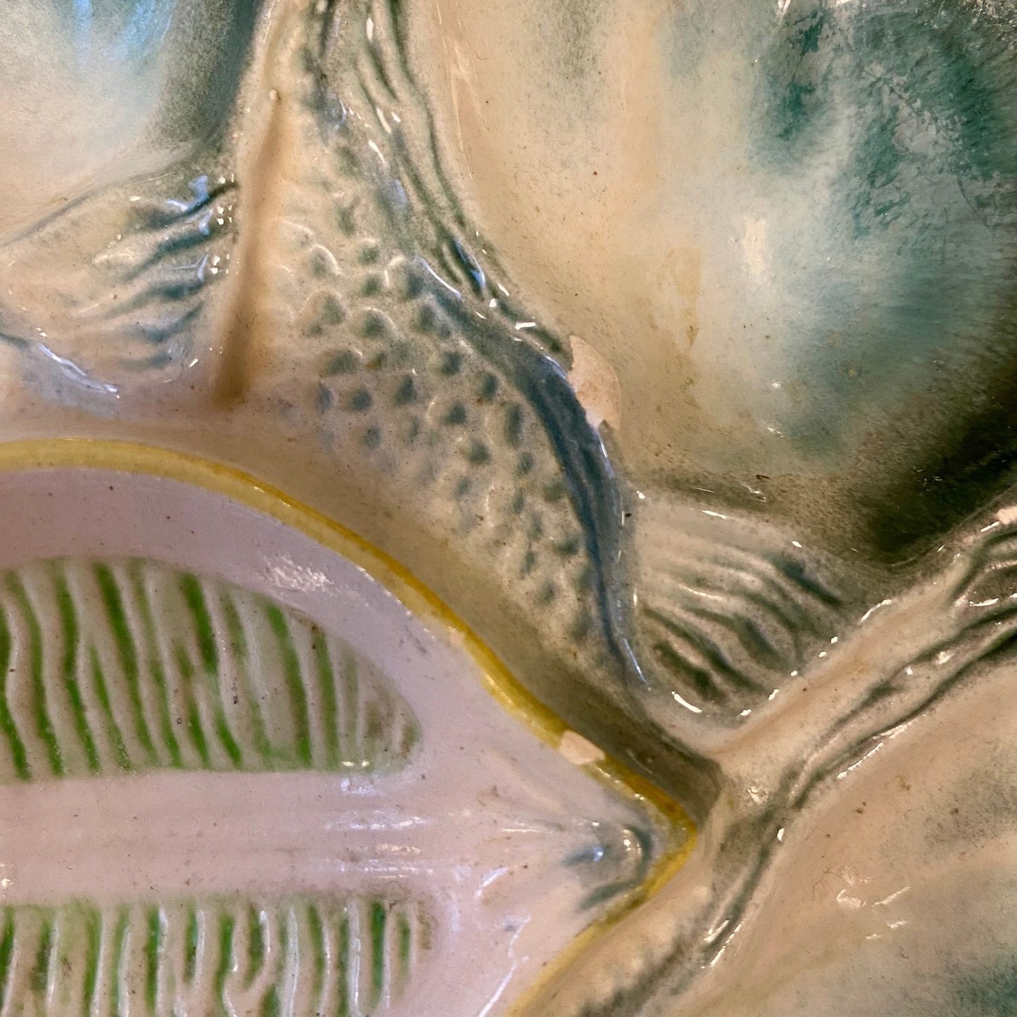French Oyster Plate by Sarreguemines – Curiosité Göteborg