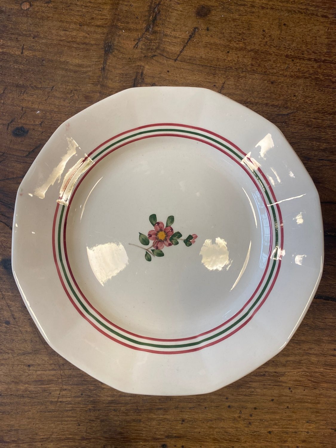 Pattern: Sarreguemines “Armelle” Plate – Curiosité Göteborg | Fransk vintageinredning från Curiosité