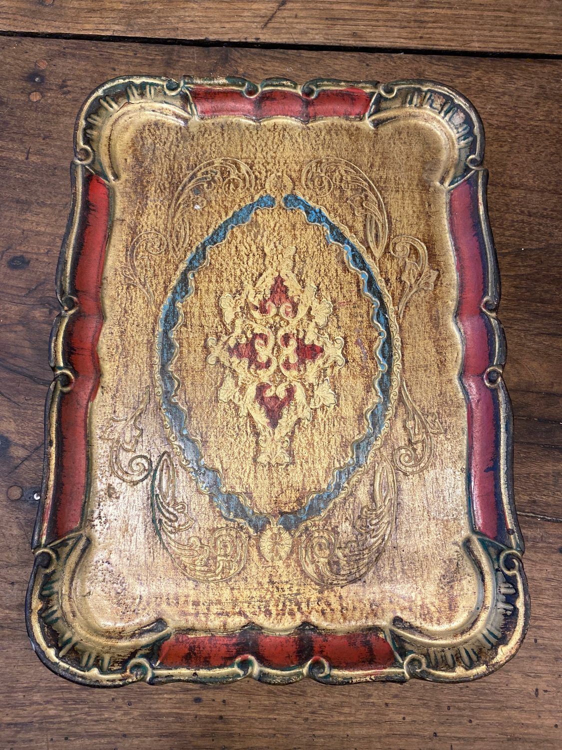 Pattern: Venetian Gilt Wooden Tray – Curiosité Göteborg | Fransk vintageinredning från Curiosité