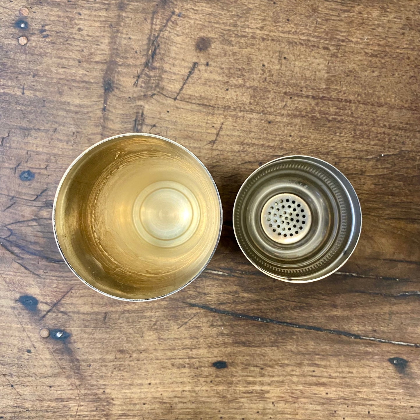 Pattern: Vintage French Cocktail Shaker – Curiosité Göteborg | Fransk vintageinredning från Curiosité