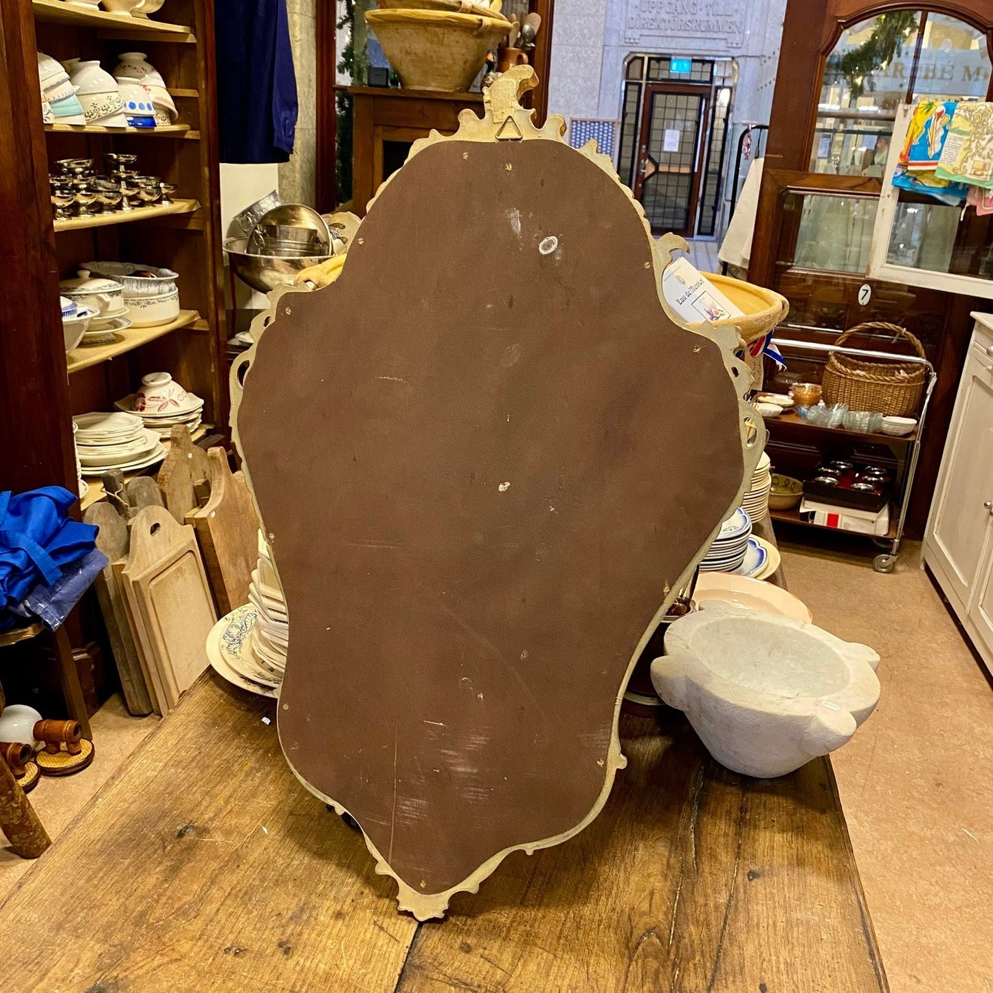 Pattern: Vintage French Gilded Mirror – Rococo Style – Curiosité Göteborg | Fransk vintageinredning från Curiosité