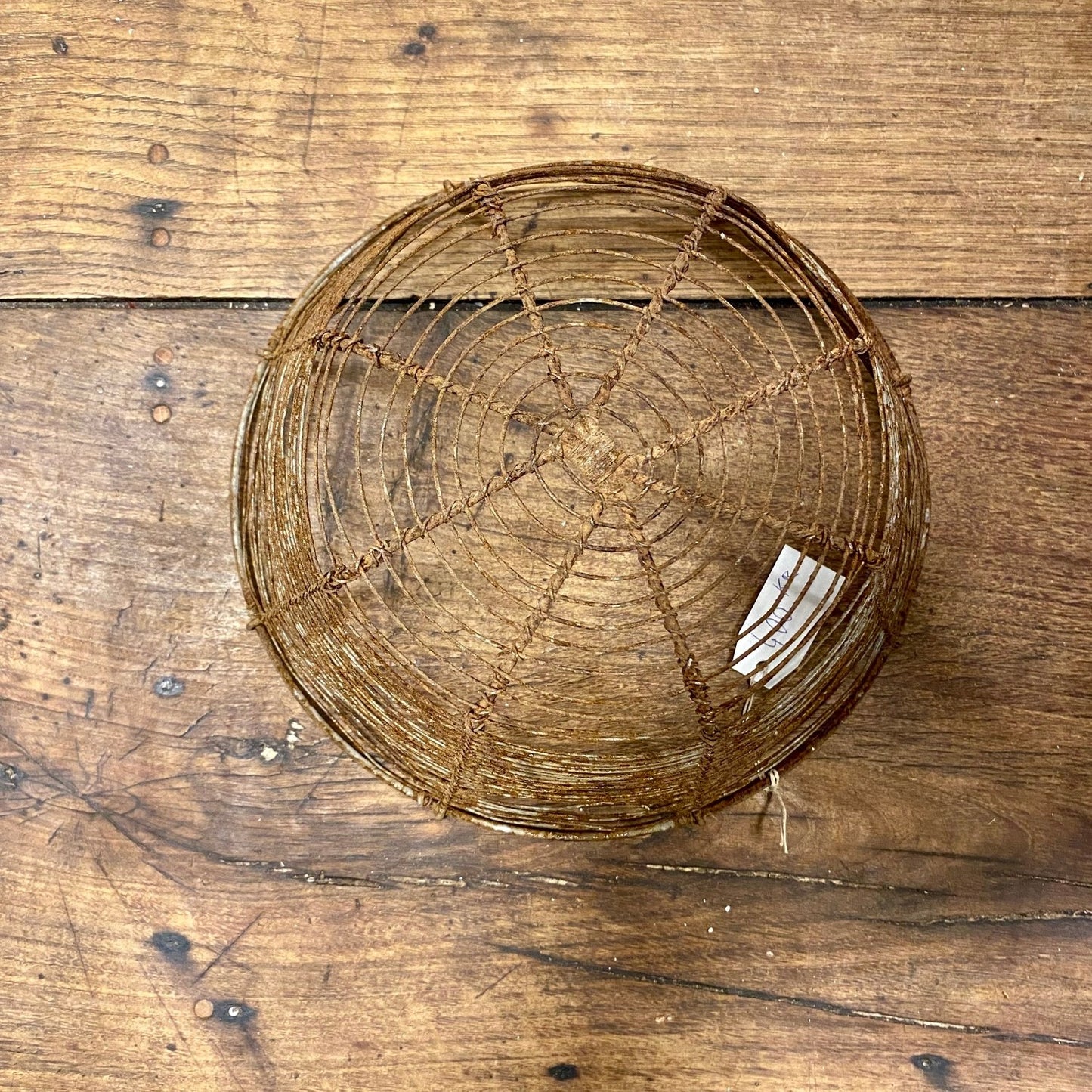 Pattern: Vintage French Hand-Woven Wire Egg Basket – Curiosité Göteborg | Fransk vintageinredning från Curiosité
