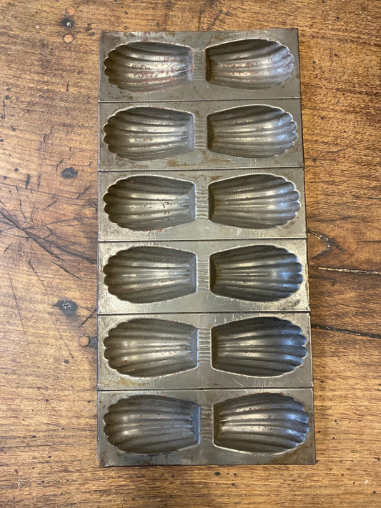 Pattern: Vintage French Madeleine Mould – Curiosité Göteborg | Fransk vintageinredning från Curiosité