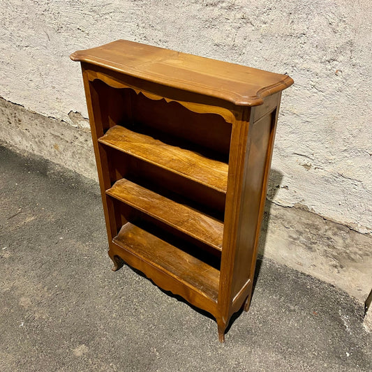 Pattern: Vintage French Wooden Étagère – Curiosité Göteborg | Fransk vintageinredning från Curiosité