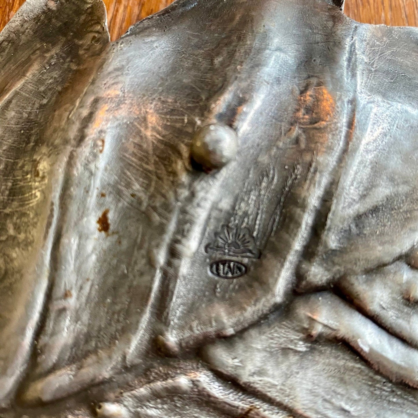 Pattern: Vintage Oak Leaf Dish in Étain Pewter – Curiosité Göteborg | Fransk vintageinredning från Curiosité