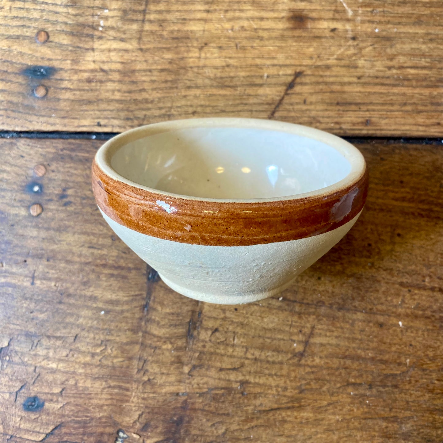 French Vintage Stoneware Mixing Bowl – 13.5 cm
