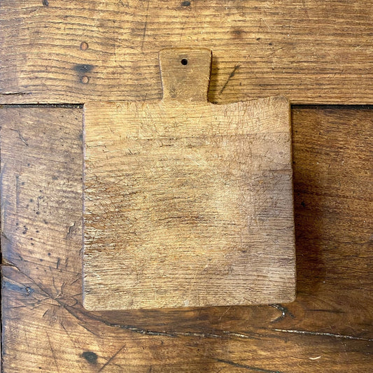 Vintage French Cutting Board - 27x22x3cm