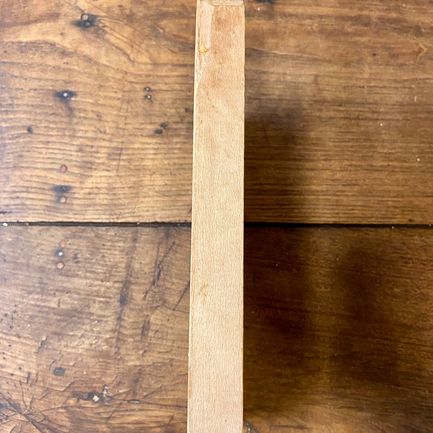 Vintage French Wooden Cutting Board – Rustic Handle