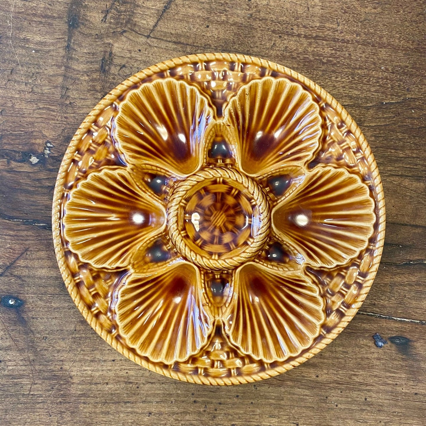 French Vintage Oyster Plate – Longchamp – 24 cm
