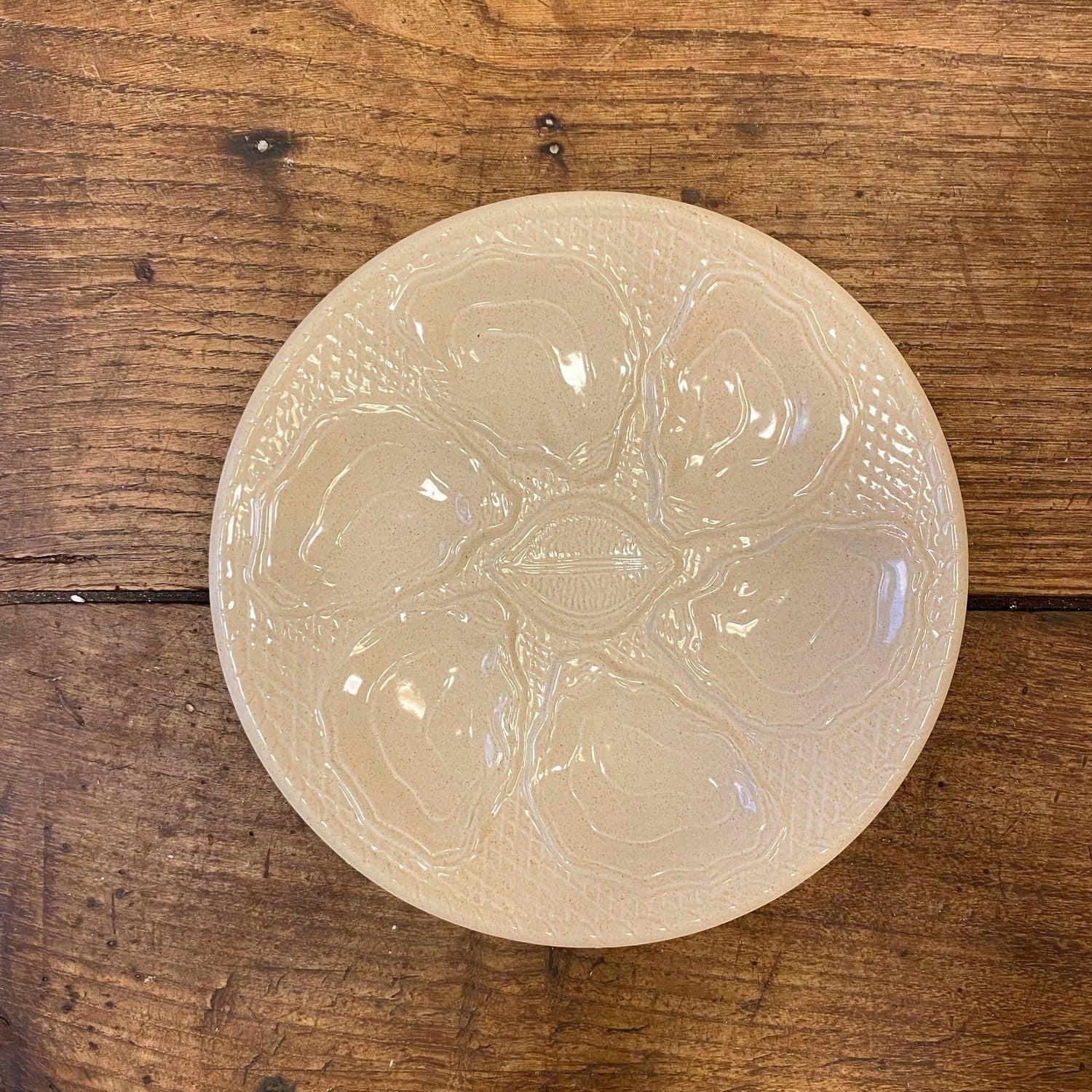 Vintage French Oyster Plate – Ivory