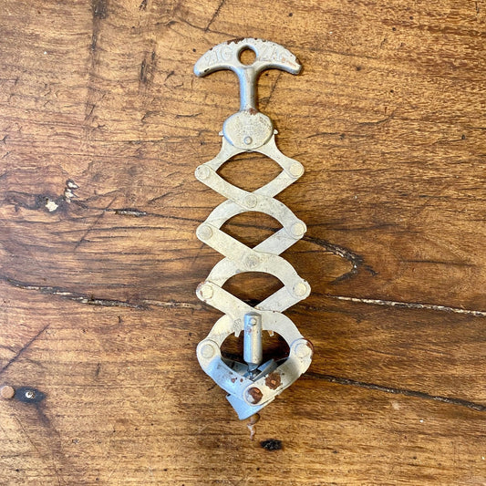 French Vintage Zig Zag Corkscrew – 1942