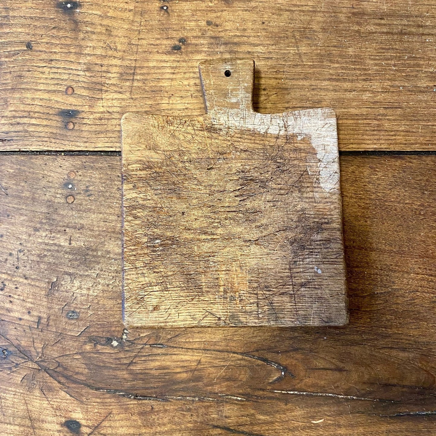 Vintage French Cutting Board - 27x22x3cm