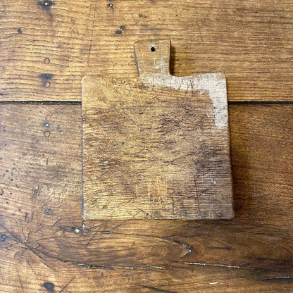 Vintage French Cutting Board - 27x22x3cm