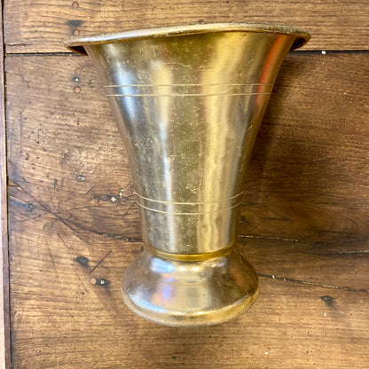 French Vintage Vase Fleuriste – Gold-Tone Metal – 27 cm
