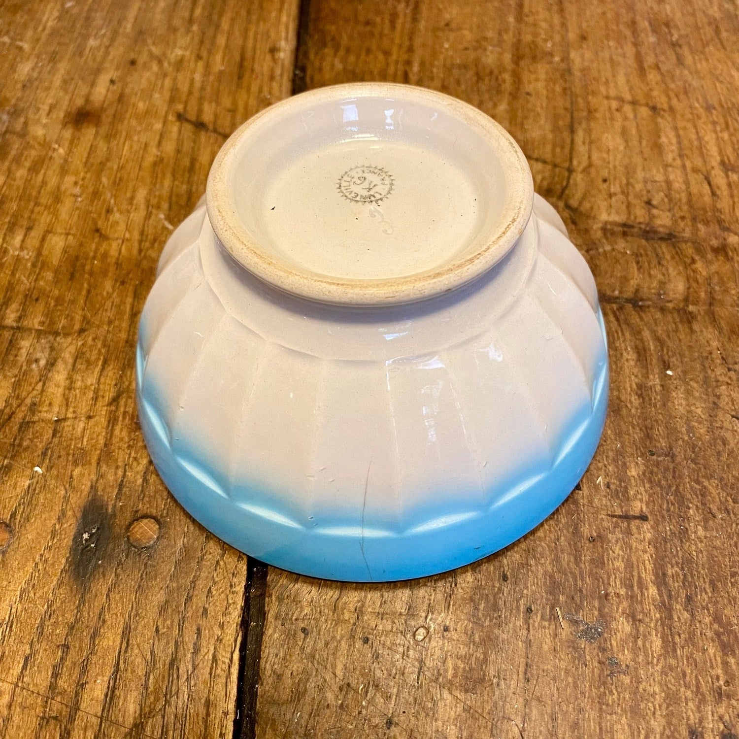 French vintage café au lait bowl – blue ombré