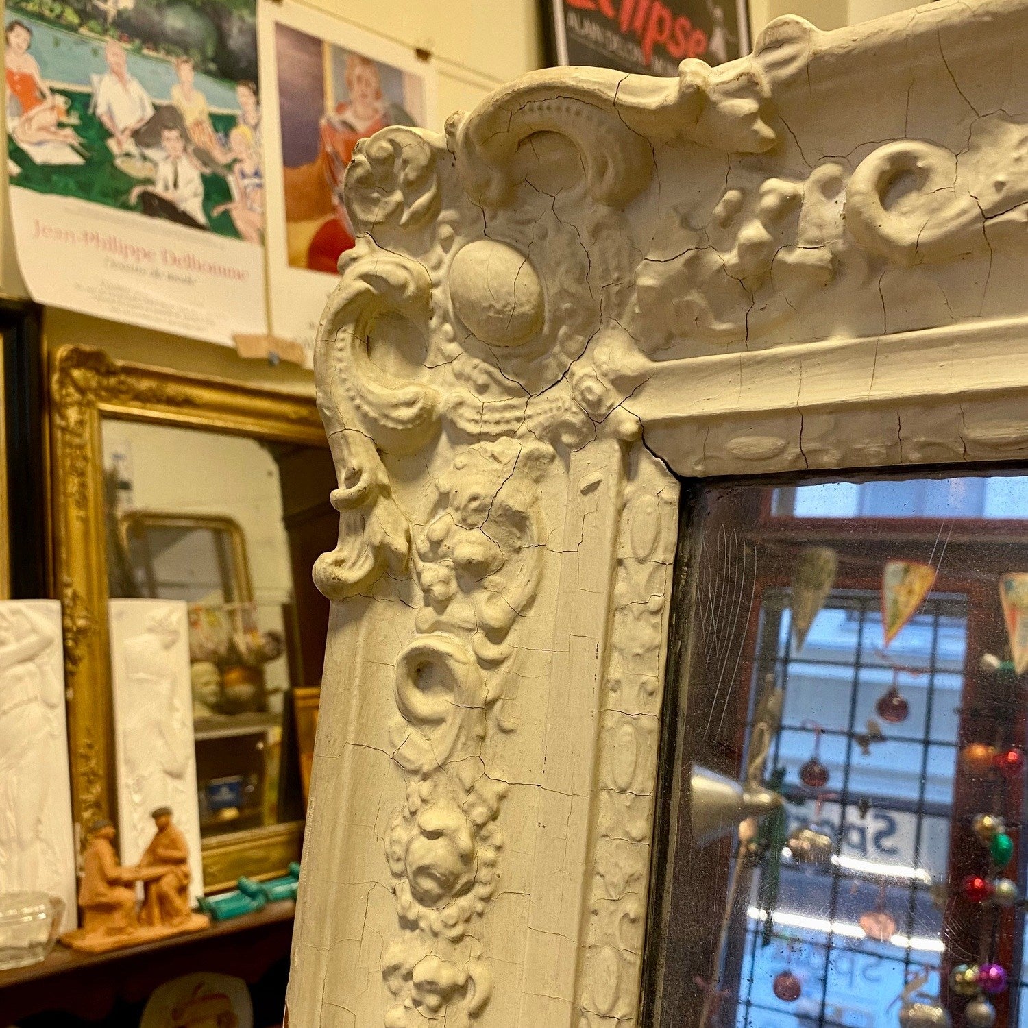 Pattern: Antique French Painted Mirror – Curiosité Göteborg | Fransk vintageinredning från Curiosité