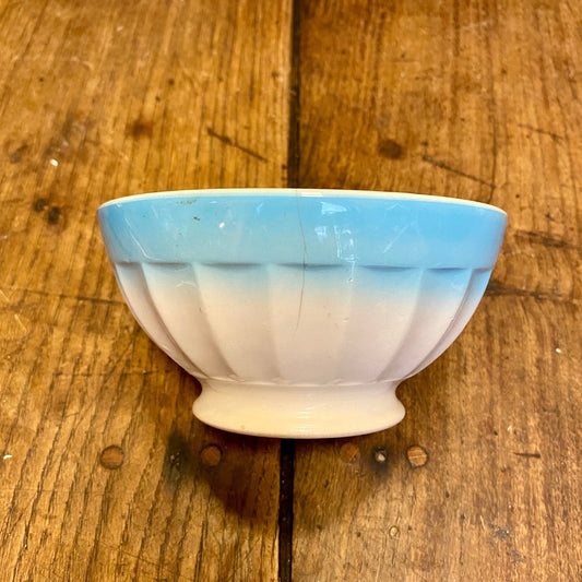 French vintage café au lait bowl – blue ombré