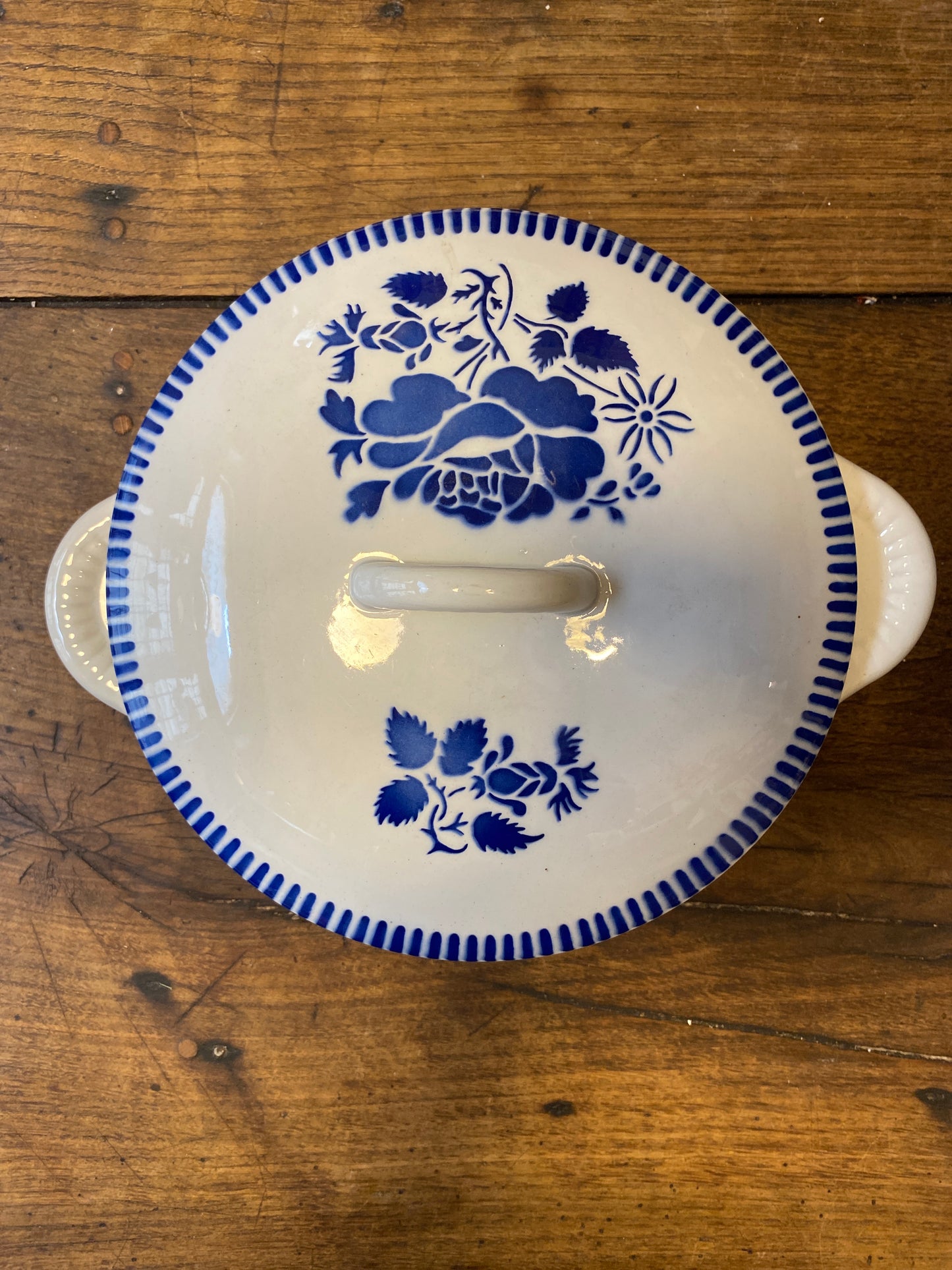 Blue Floral Lidded Tureen – KG Lunéville