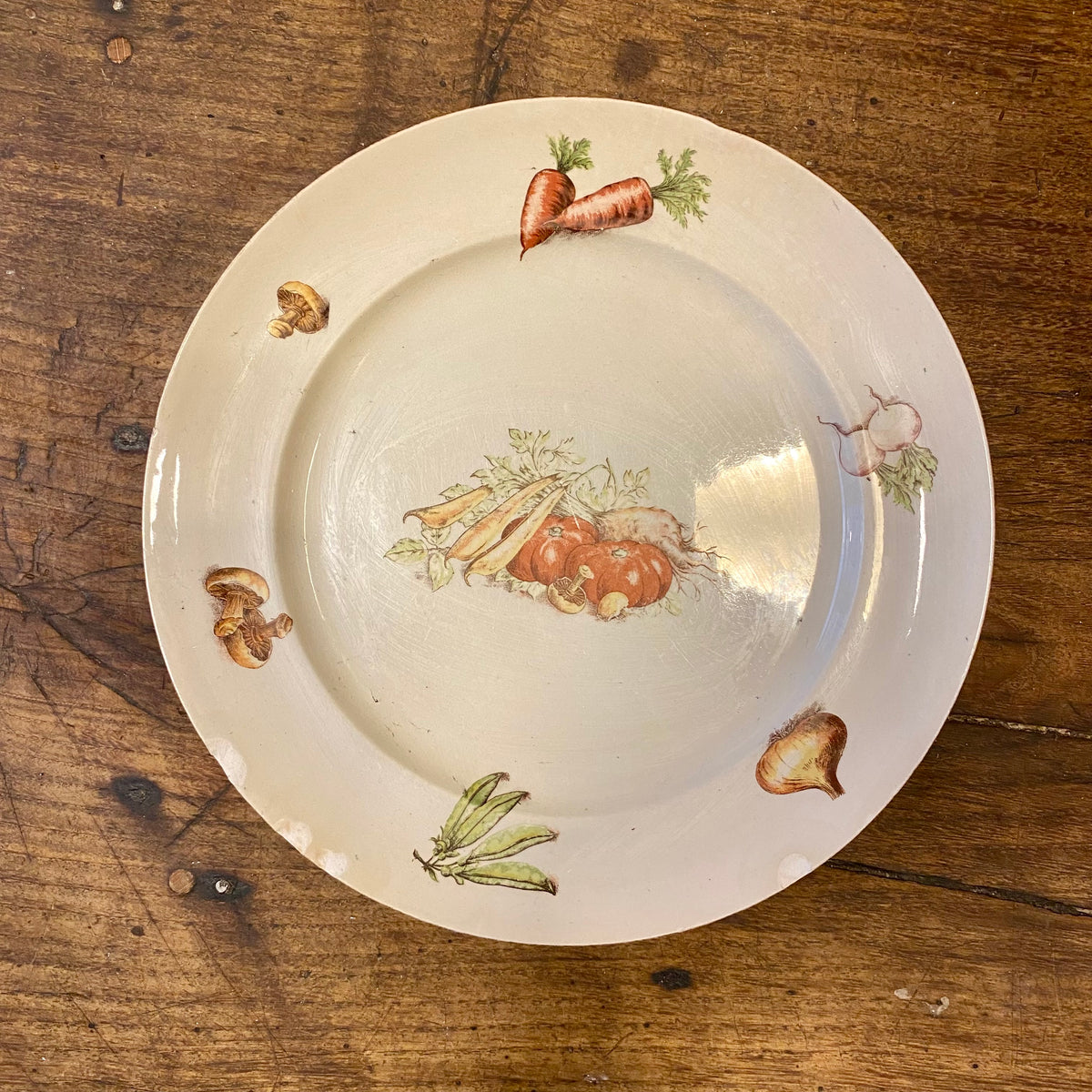 Set of 4 Vintage French L’Amandinoise Plates – Vegetable Motif