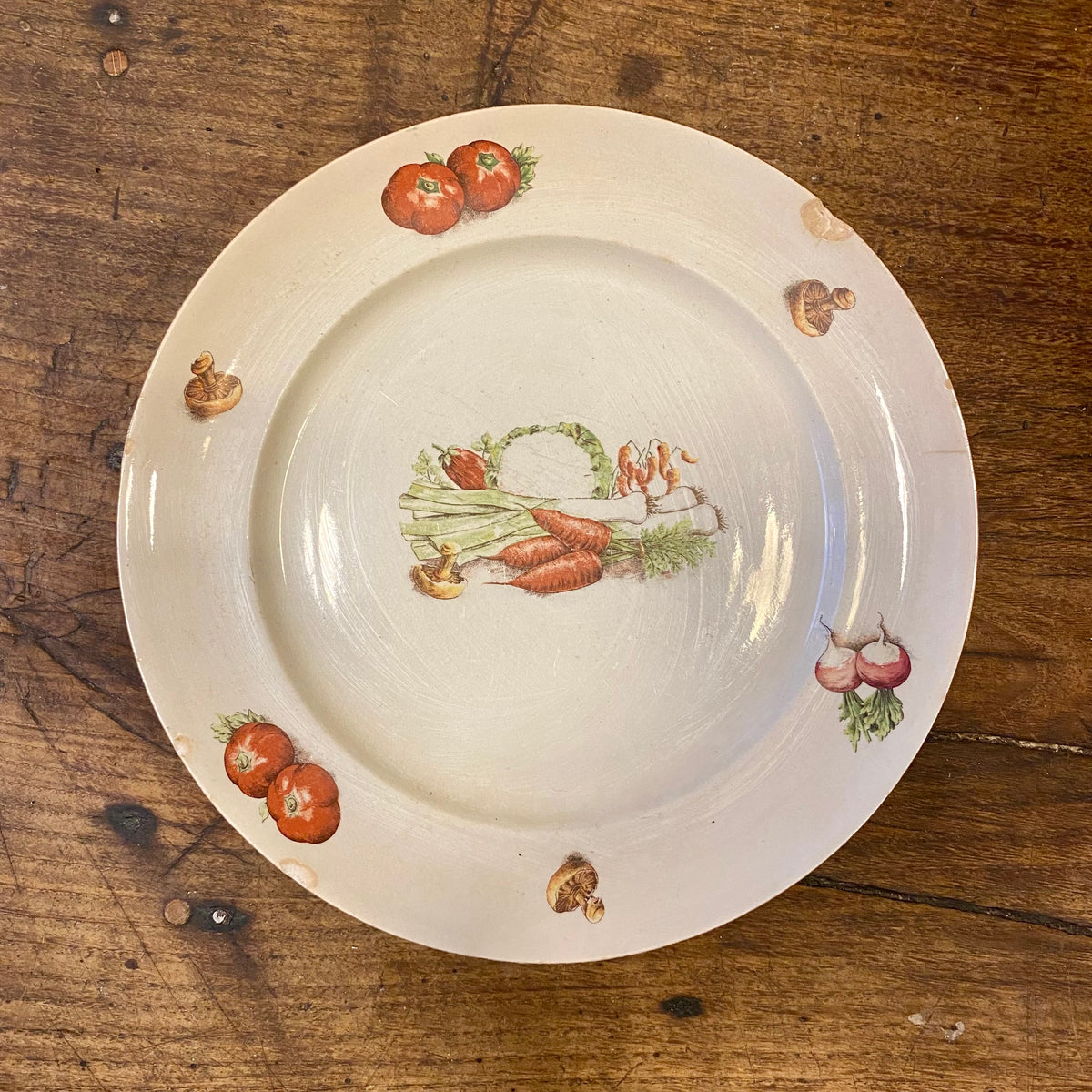 Set of 4 Vintage French L’Amandinoise Plates – Vegetable Motif