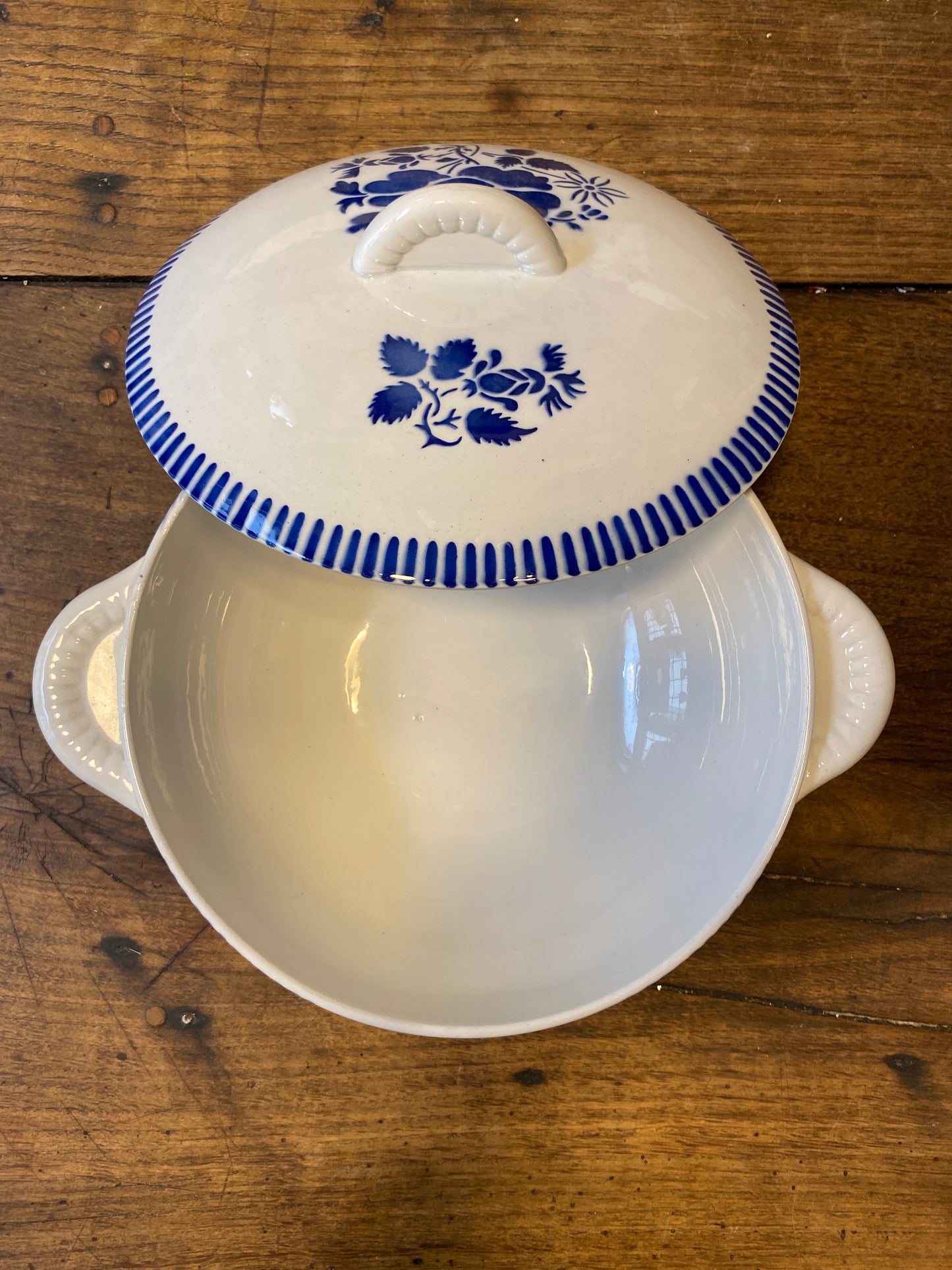 Blue Floral Lidded Tureen – KG Lunéville