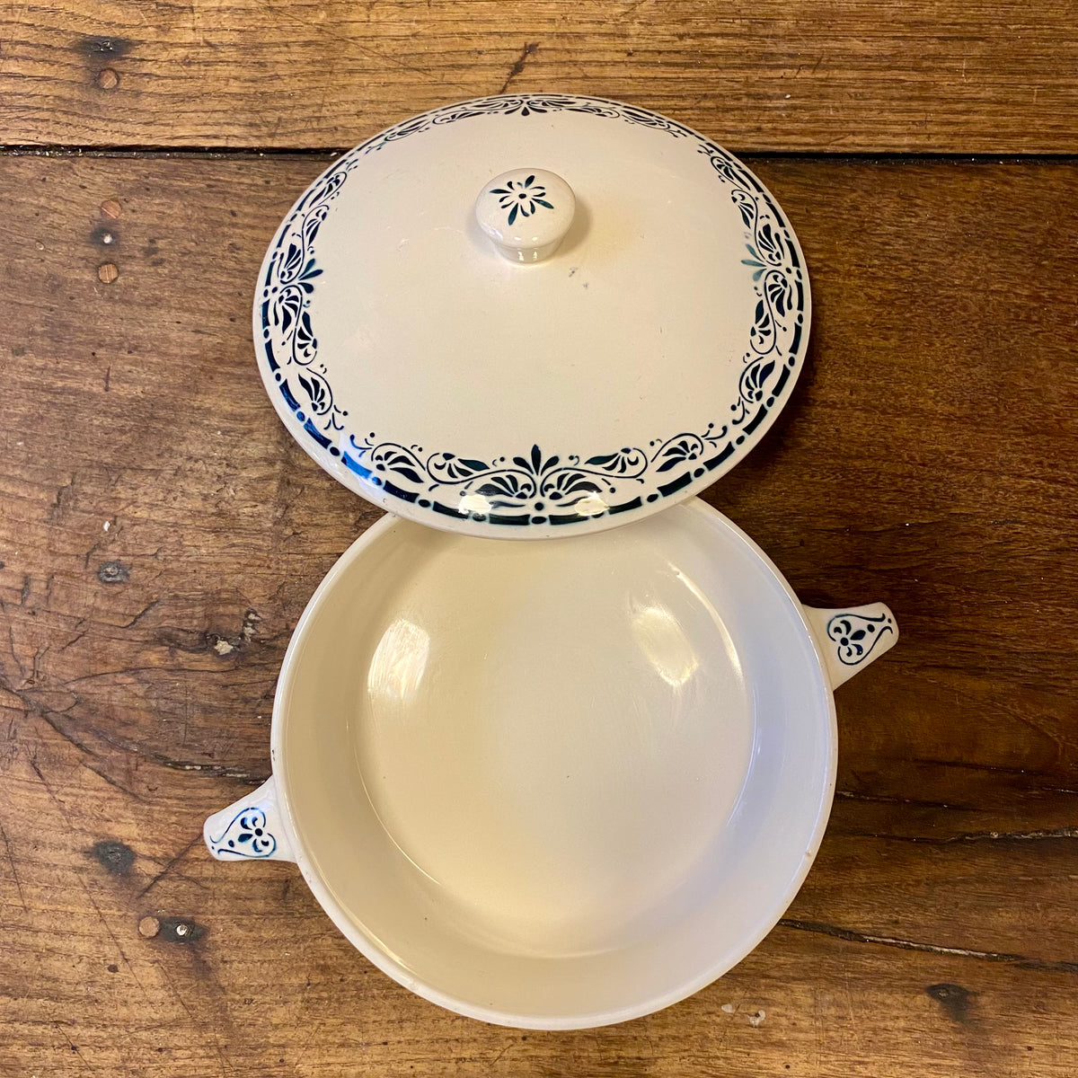 Vintage Badonviller Légumier – Blue-Green Floral Motif