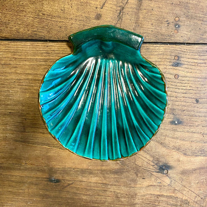 Pattern: Emerald Green French Vintage Shell Dish – Curiosité Göteborg | Fransk vintageinredning från Curiosité