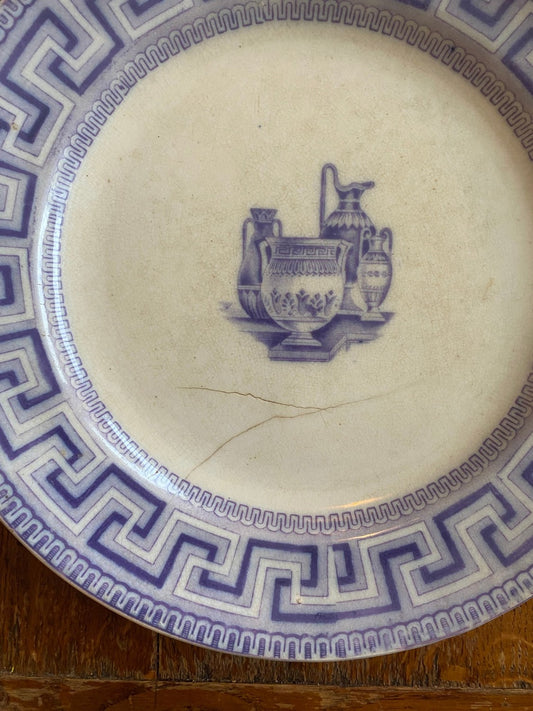 Pattern: English “Key Border” Plate Etruscan Vases – Mid-19th Century – Curiosité Göteborg | Fransk vintageinredning från Curiosité