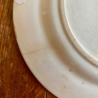 Pattern: English “Key Border” Plate Etruscan Vases – Mid-19th Century – Curiosité Göteborg | Fransk vintageinredning från Curiosité