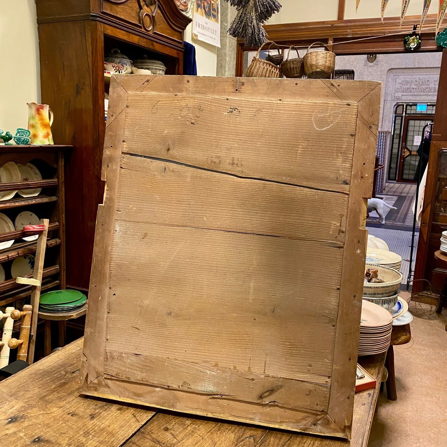 Pattern: French Antique Gilded Mirror – Ornate Louis-Philippe Style – Curiosité Göteborg | Fransk vintageinredning från Curiosité