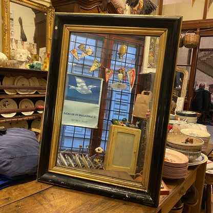 Pattern: French Antique Mirror – Black and Gilt Wooden Frame – Curiosité Göteborg | Fransk vintageinredning från Curiosité