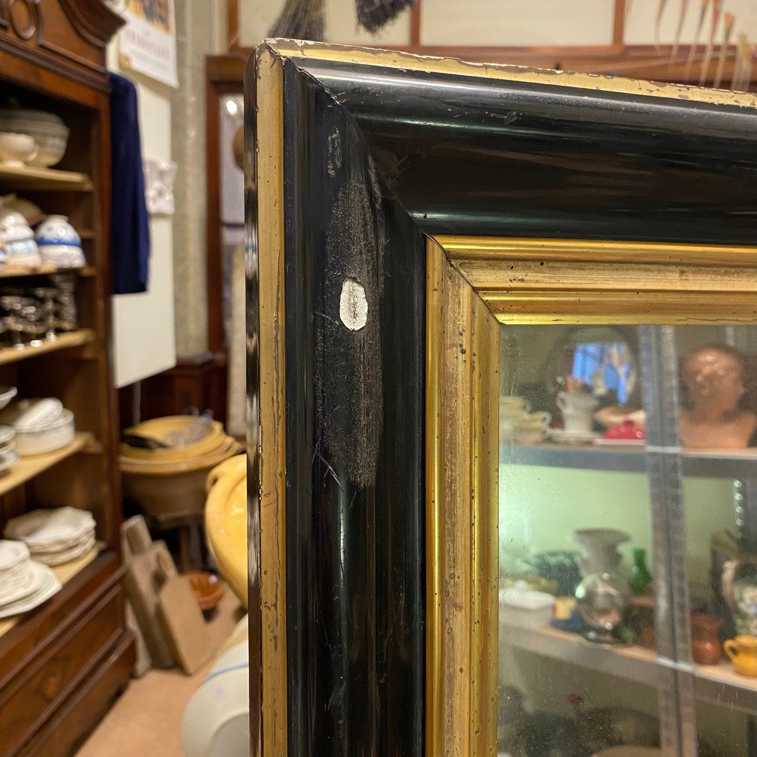 Pattern: French Antique Mirror – Black and Gilt Wooden Frame – Curiosité Göteborg | Fransk vintageinredning från Curiosité