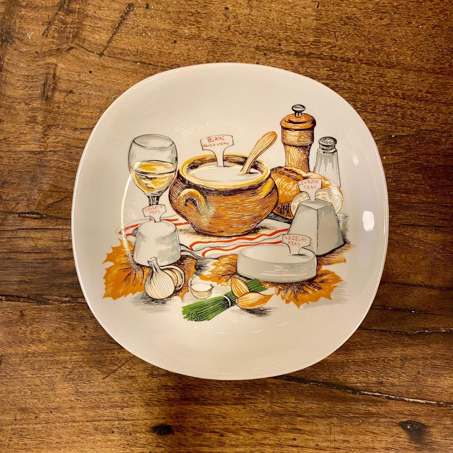 Pattern: French Cheese Plate – “Fromage Blanc et Vin” – Curiosité Göteborg | Fransk vintageinredning från Curiosité