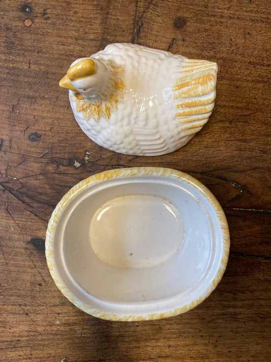 Pattern: French Hen Dish – Curiosité Göteborg | Fransk vintageinredning från Curiosité