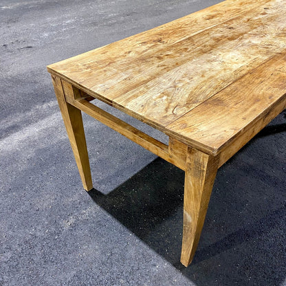 Pattern: French Oak Farmhouse Table – Curiosité Göteborg | Fransk vintageinredning från Curiosité
