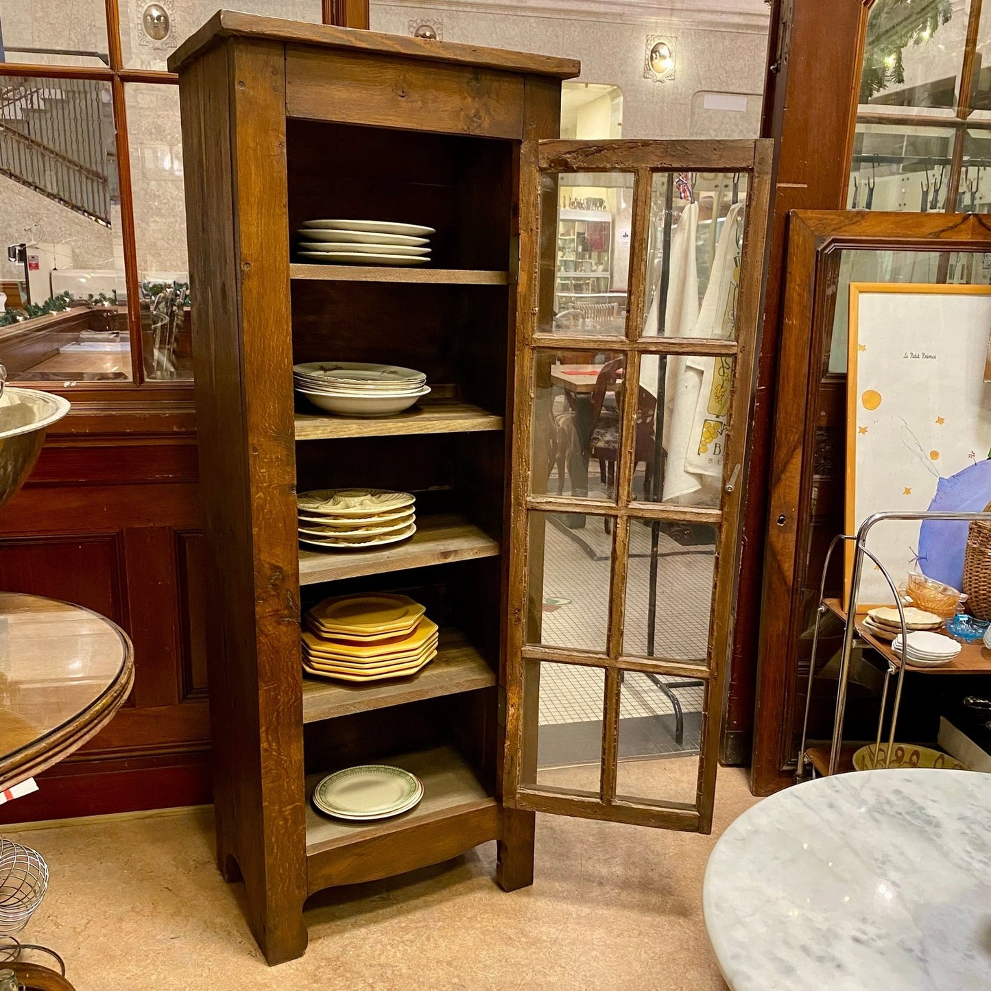 Pattern: French Pine Cupboard – Early 20th Century – Curiosité Göteborg | Fransk vintageinredning från Curiosité
