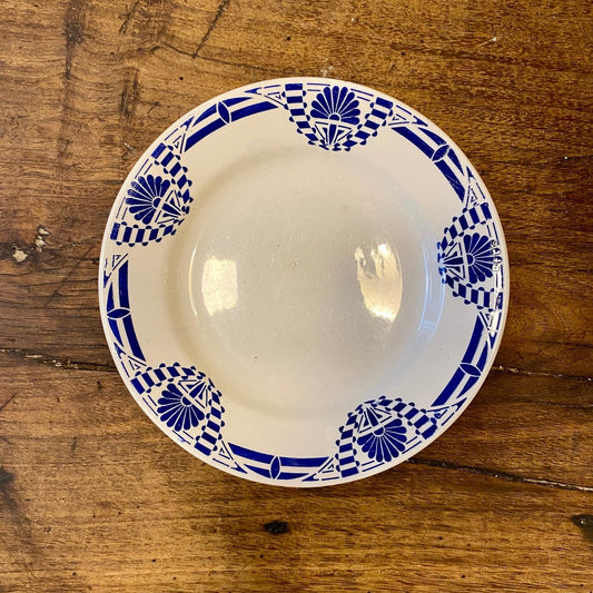Pattern: French Vintage Dessert Plate – Moulin des Loups – Curiosité Göteborg | Fransk vintageinredning från Curiosité