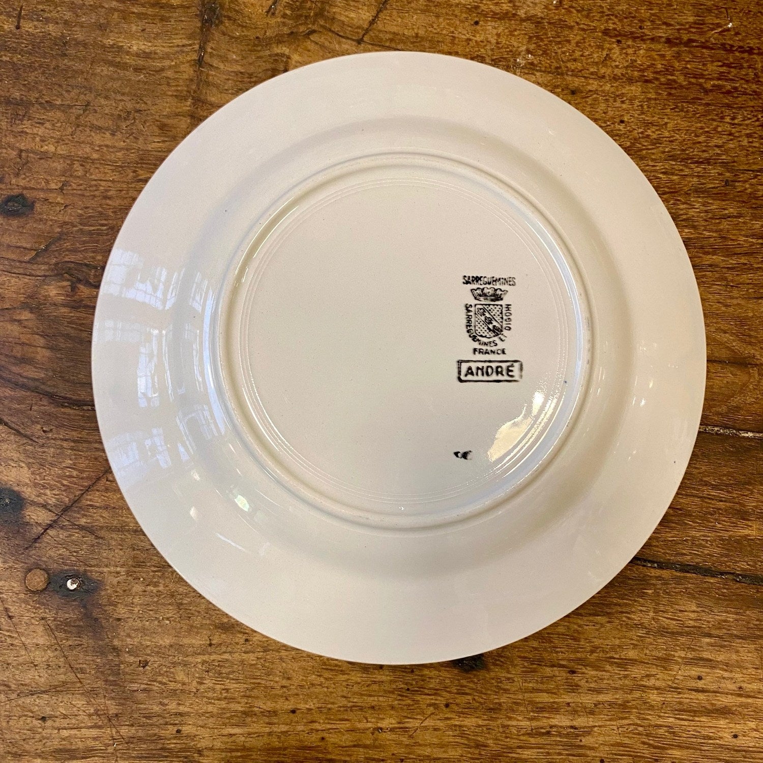 Pattern: French Vintage Dinner Plate – Sarreguemines – Curiosité Göteborg | Fransk vintageinredning från Curiosité