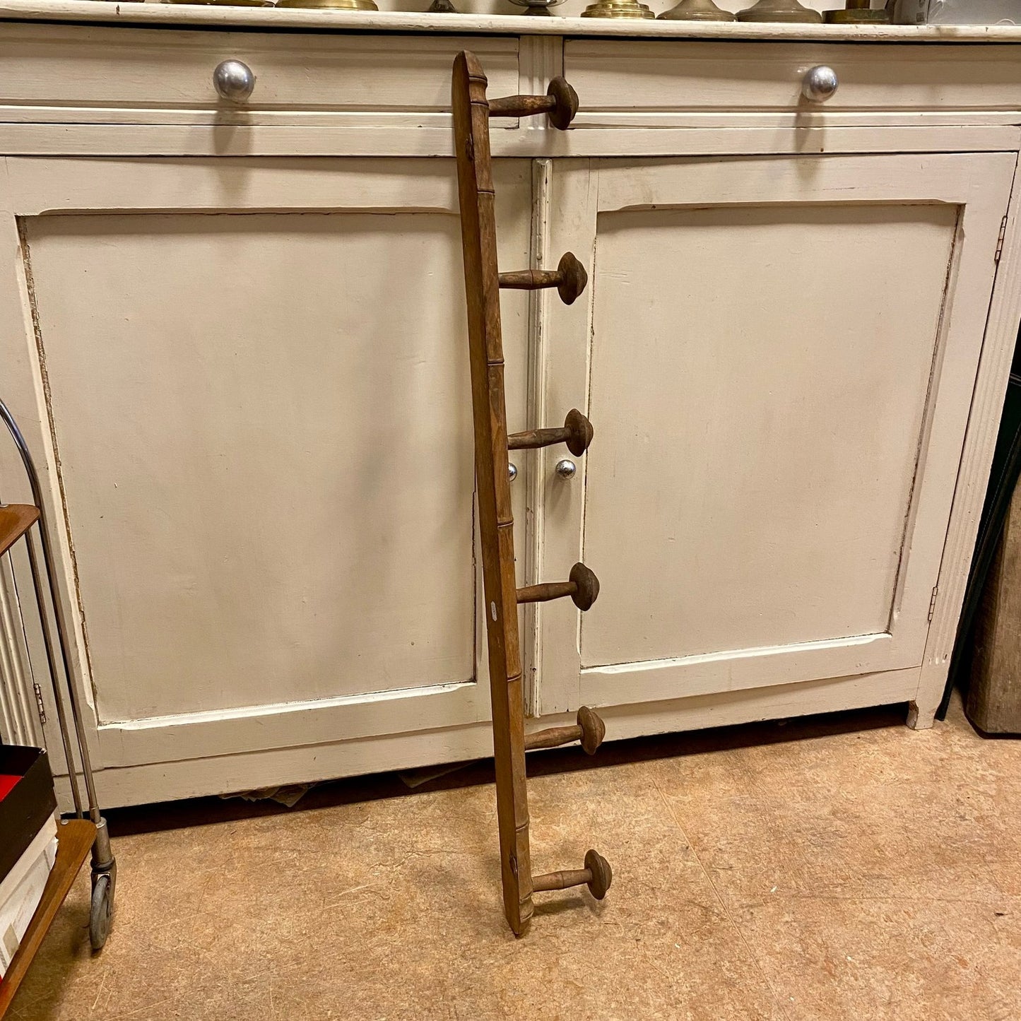 Pattern: French Vintage Wooden Wall Hooks — Two Hooks – Curiosité Göteborg | Fransk vintageinredning från Curiosité