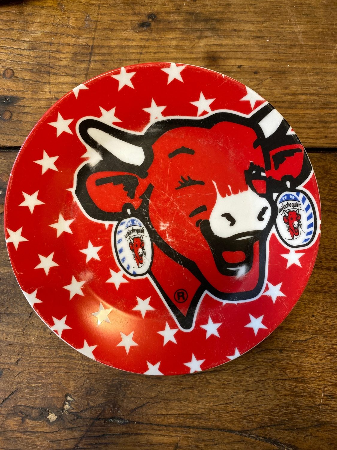 Pattern: La Vache qui Rit Cheese Plate – Curiosité Göteborg | Fransk vintageinredning från Curiosité