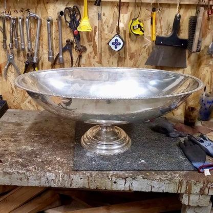 Pattern: Large French Champagne Vasque – Curiosité Göteborg | Fransk vintageinredning från Curiosité