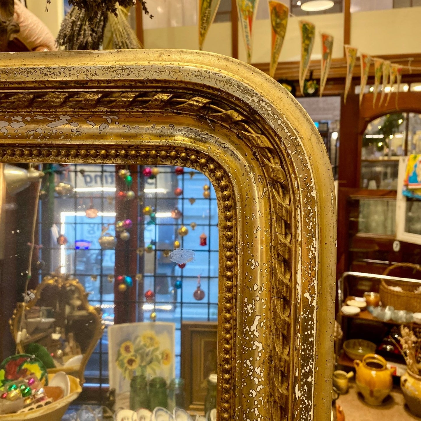 Pattern: Large Louis-Philippe Giltwood Mirror – Curiosité Göteborg | Fransk vintageinredning från Curiosité