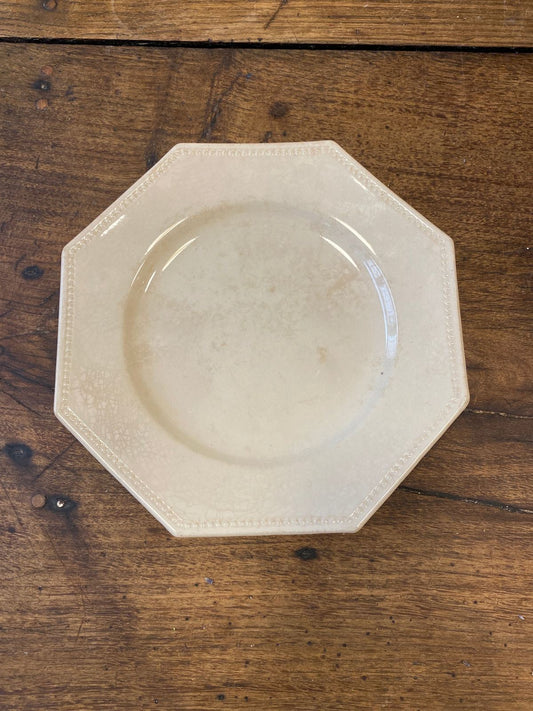 Octagonal cake tray