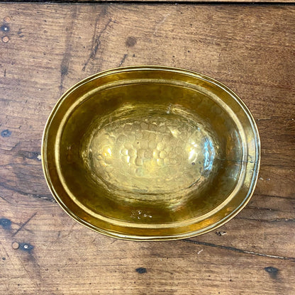 Pattern: Small Vintage Brass Jardinière on Feet – Curiosité Göteborg | Fransk vintageinredning från Curiosité