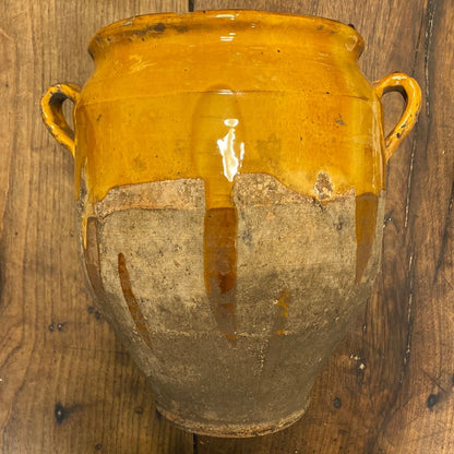 Terracotta pot