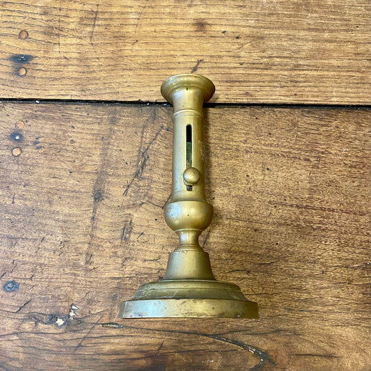 Pattern: Vintage French Brass Candlestick – Curiosité Göteborg | Fransk vintageinredning från Curiosité