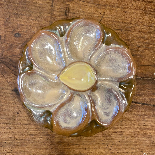 Pattern: Vintage French Ceramic Oyster Plate – Curiosité Göteborg | Fransk vintageinredning från Curiosité