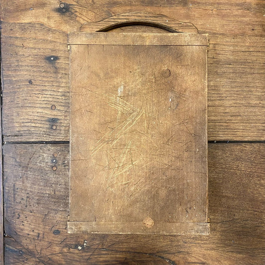 Pattern: Vintage French Cutting Board – Curiosité Göteborg | Fransk vintageinredning från Curiosité